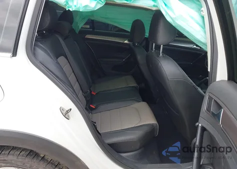 2017 Volkswagen Golf Alltrack Tsi S/Tsi Se/Tsi Sel from USA, damaged, VIN 3VWH17AU1HM519624